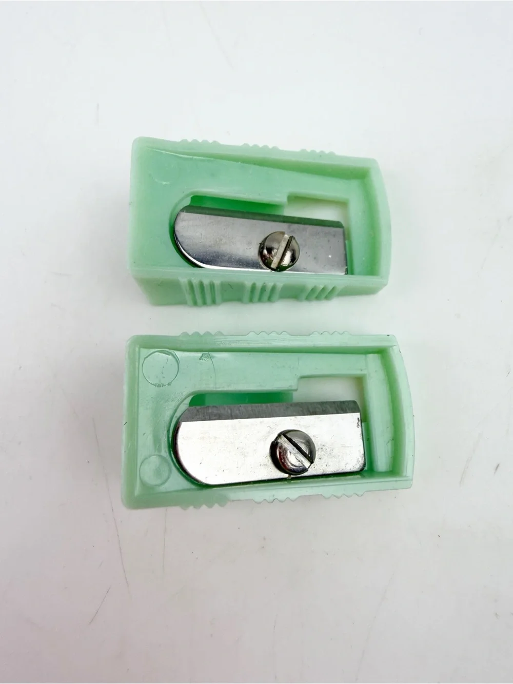 TWO Vtg 80s Clinique Eye & Lip Pencil Sharpener West Germany Green New Box Wear